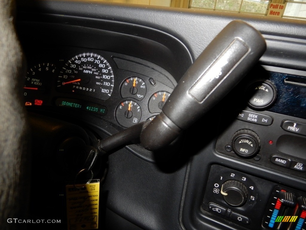 2006 Silverado 1500 Work Truck Regular Cab - Silver Birch Metallic / Dark Charcoal photo #17