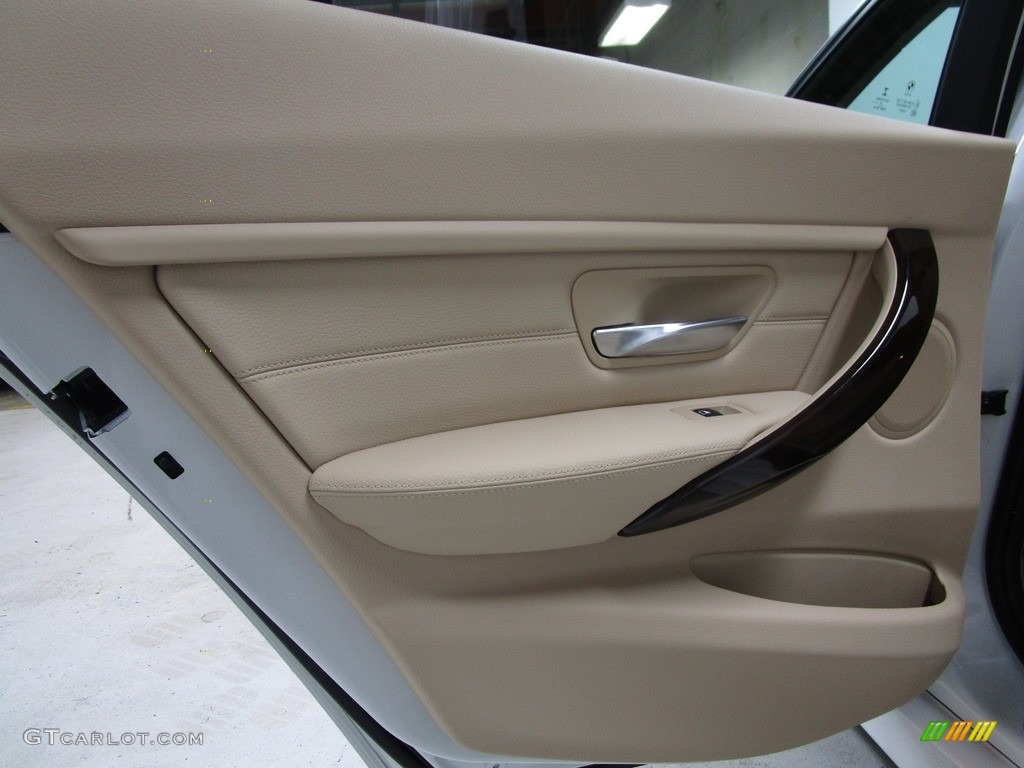 2015 3 Series 328i xDrive Sedan - Alpine White / Venetian Beige photo #10