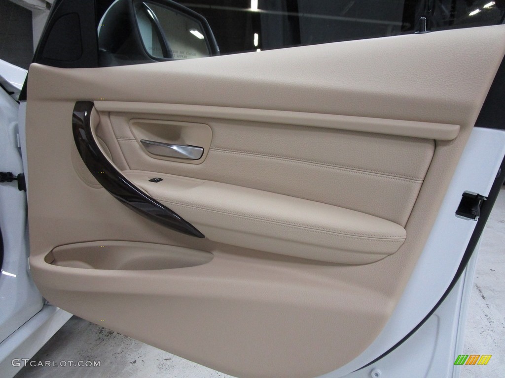 2015 3 Series 328i xDrive Sedan - Alpine White / Venetian Beige photo #13