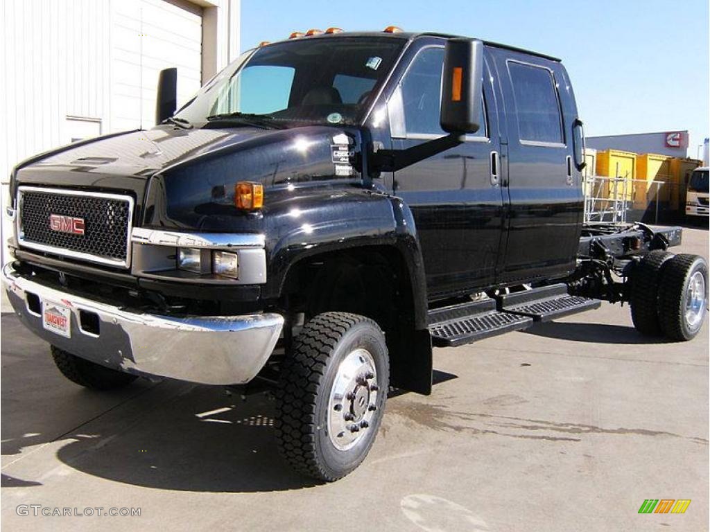 2009 C Series Topkick C5500 Crew Cab 4x4 Chassis - Onyx Black / Dark Pewter photo #3