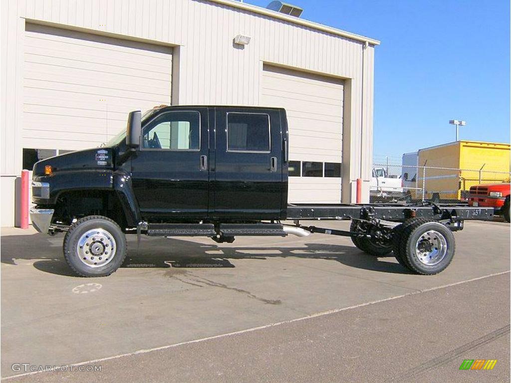 2009 C Series Topkick C5500 Crew Cab 4x4 Chassis - Onyx Black / Dark Pewter photo #4