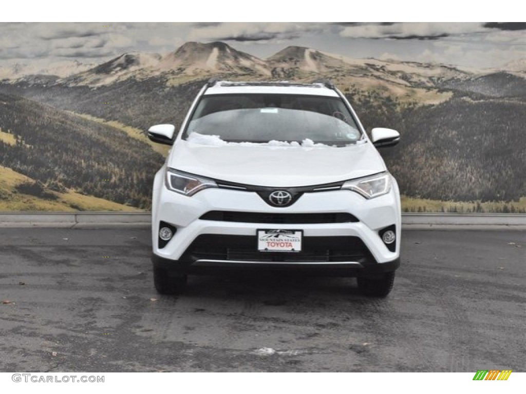 2018 RAV4 XLE AWD - Super White / Nutmeg photo #2