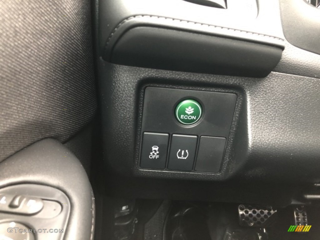 2019 Honda HR-V Sport AWD Controls Photo #130602642