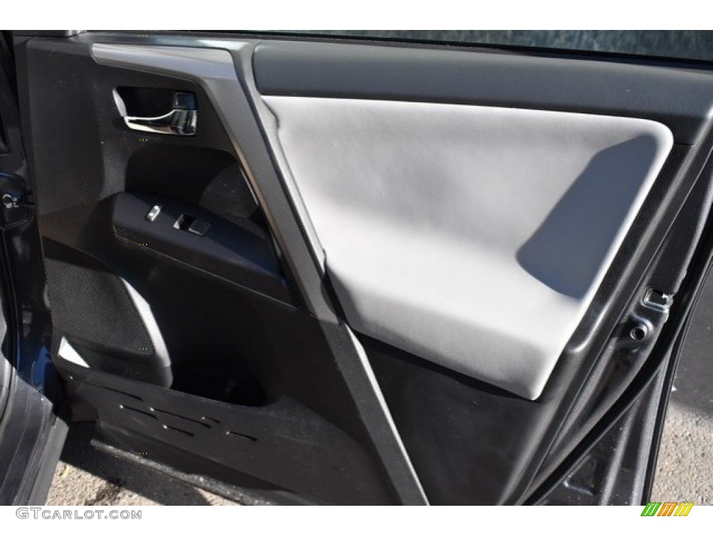 2018 RAV4 XLE AWD - Magnetic Gray Metallic / Ash photo #22