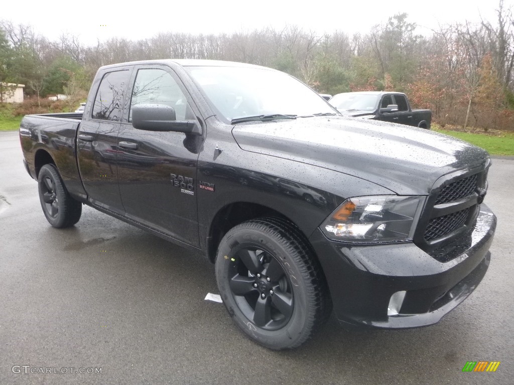 2019 1500 Classic Express Quad Cab 4x4 - Brilliant Black Crystal Pearl / Black photo #7