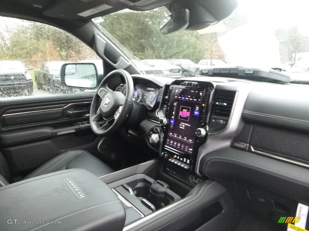 2019 1500 Limited Crew Cab 4x4 - Diamond Black Crystal Pearl / Black photo #11