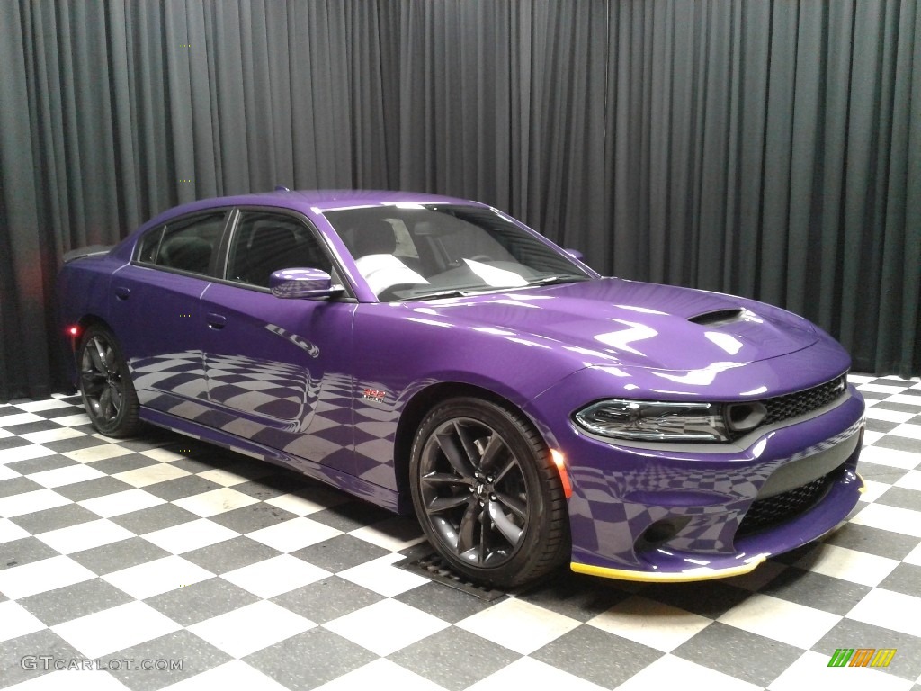 Plum Crazy Pearl 2019 Dodge Charger R/T Scat Pack Exterior Photo #130614372
