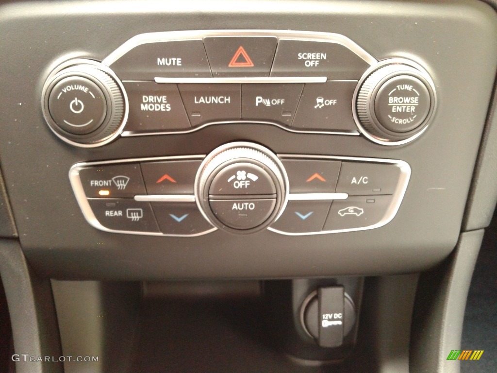 2019 Dodge Charger R/T Scat Pack Controls Photo #130616079