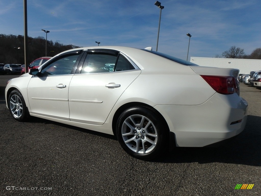 2013 Malibu ECO - White Diamond Tricoat / Cocoa/Light Neutral photo #12