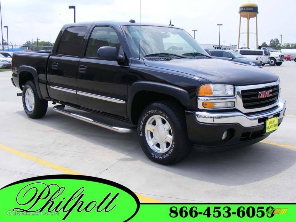 2005 Sierra 1500 Z71 Crew Cab 4x4 - Onyx Black / Dark Pewter photo #1