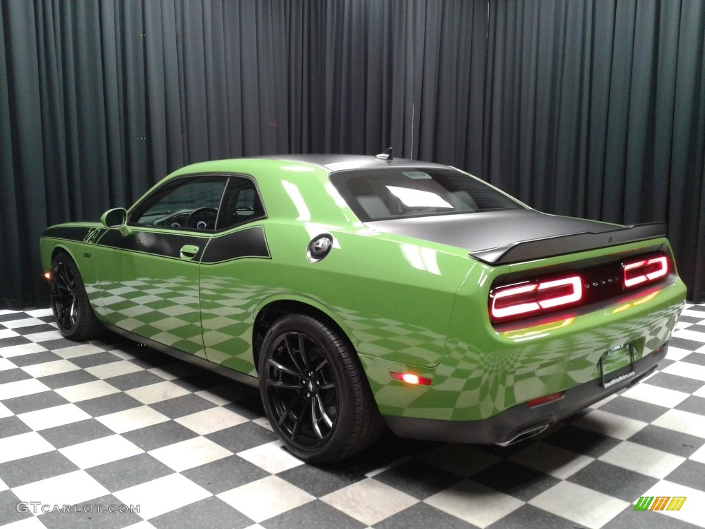 2017 Challenger T/A 392 - Green Go / Black photo #8