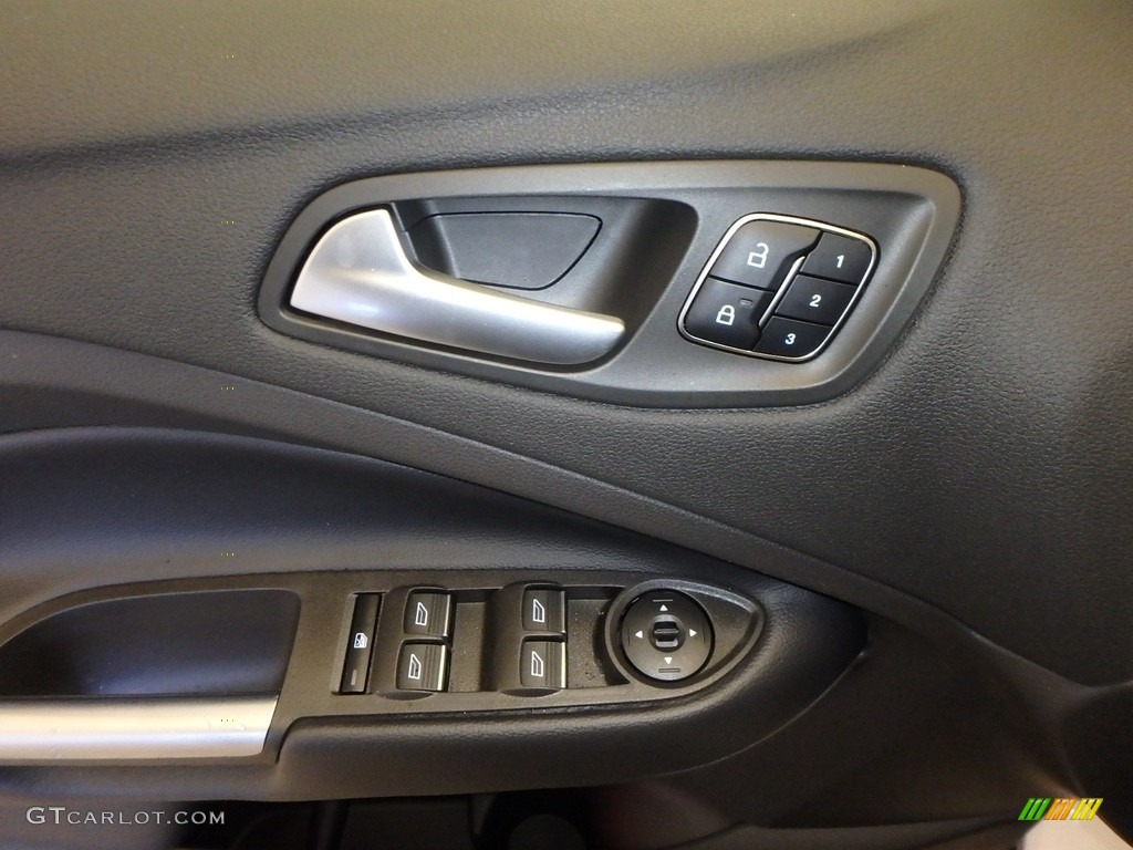 2019 Ford Escape Titanium 4WD Chromite Gray/Charcoal Black Door Panel Photo #130624152