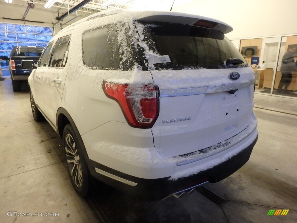2019 Explorer Platinum 4WD - White Platinum / Medium Soft Ceramic photo #3
