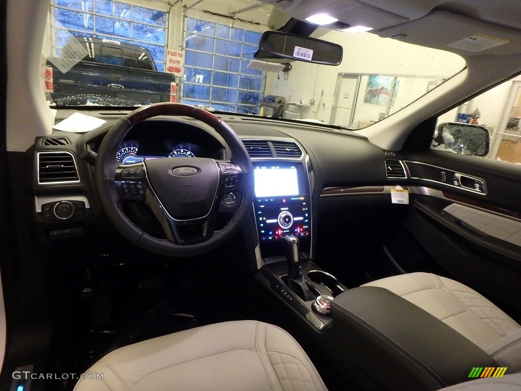 Medium Soft Ceramic Interior 2019 Ford Explorer Platinum 4WD Photo #130624521
