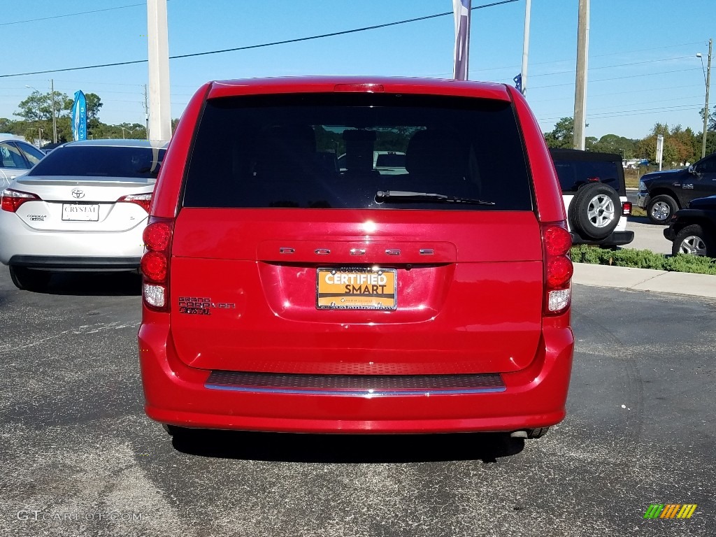 2013 Grand Caravan SE - Redline 2 Coat Pearl / Black/Light Graystone photo #4