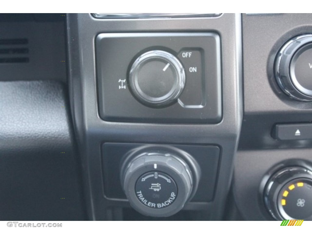 2018 F150 XLT SuperCrew - Ingot Silver / Black photo #15