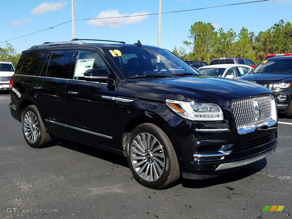 Infinite Black Metallic 2019 Lincoln Navigator Reserve 4x4 Exterior Photo #130628034