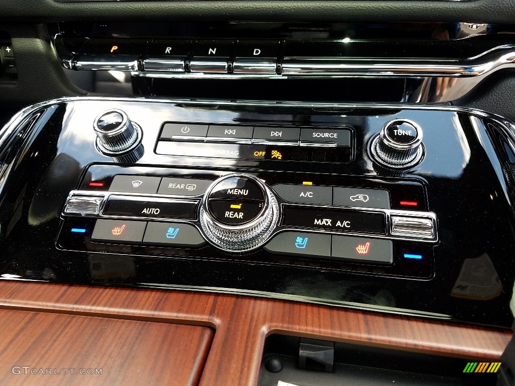 2019 Lincoln Navigator Reserve 4x4 Controls Photo #130628349