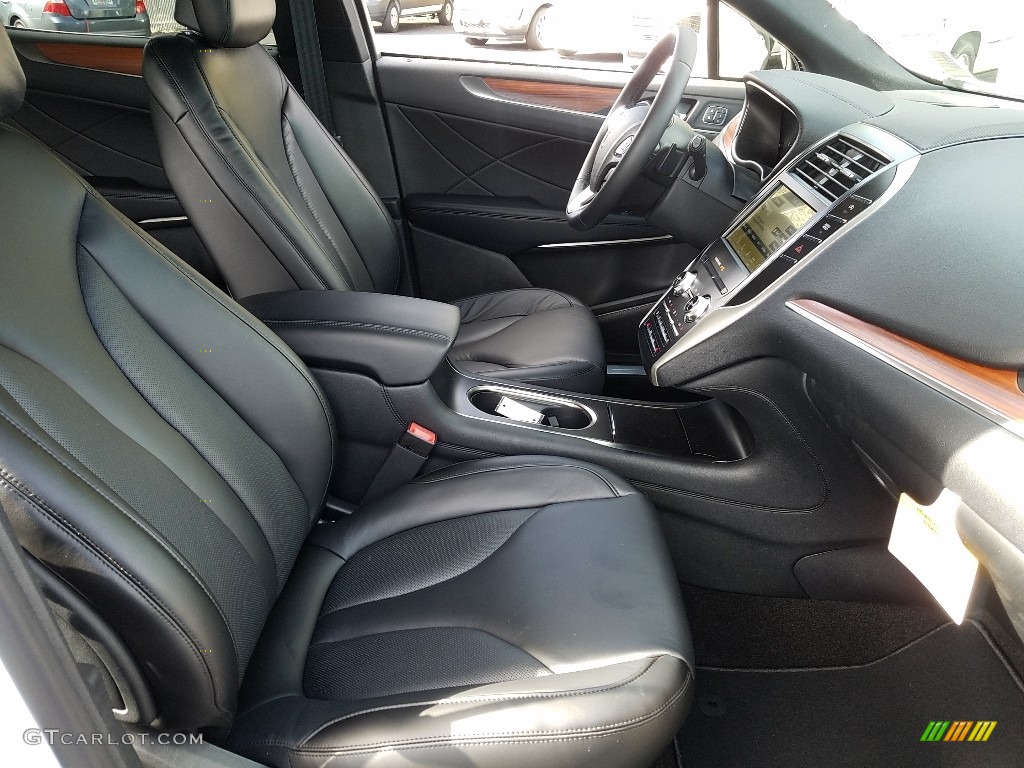 2019 Lincoln MKC Select Front Seat Photo #130630176