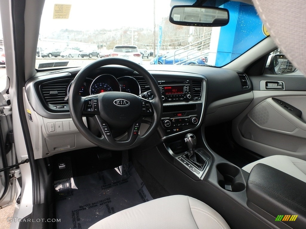 2012 Optima LX - Bright Silver / Gray photo #12