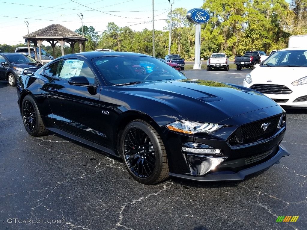 2019 Mustang GT Fastback - Shadow Black / Ebony photo #7