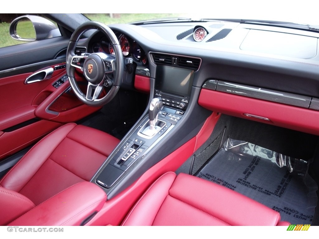 2017 Porsche 911 Turbo Coupe Dashboard Photos