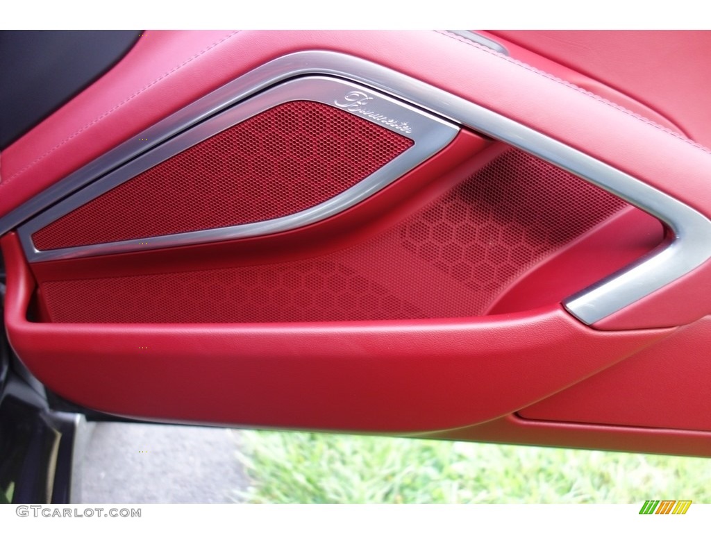 2017 Porsche 911 Turbo Coupe Door Panel Photos