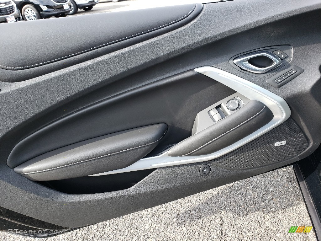 2019 Chevrolet Camaro SS Coupe Jet Black Door Panel Photo #130637640