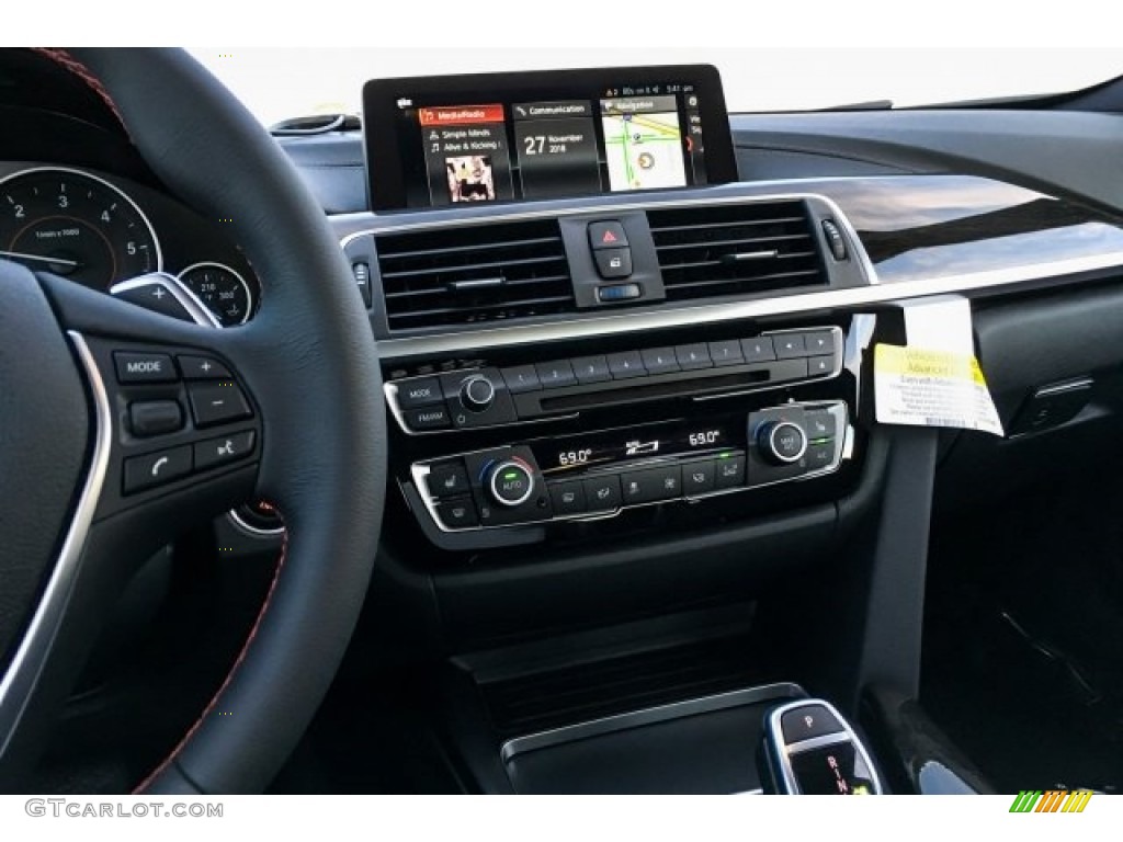 2018 BMW 3 Series 328d xDrive Sedan Controls Photos