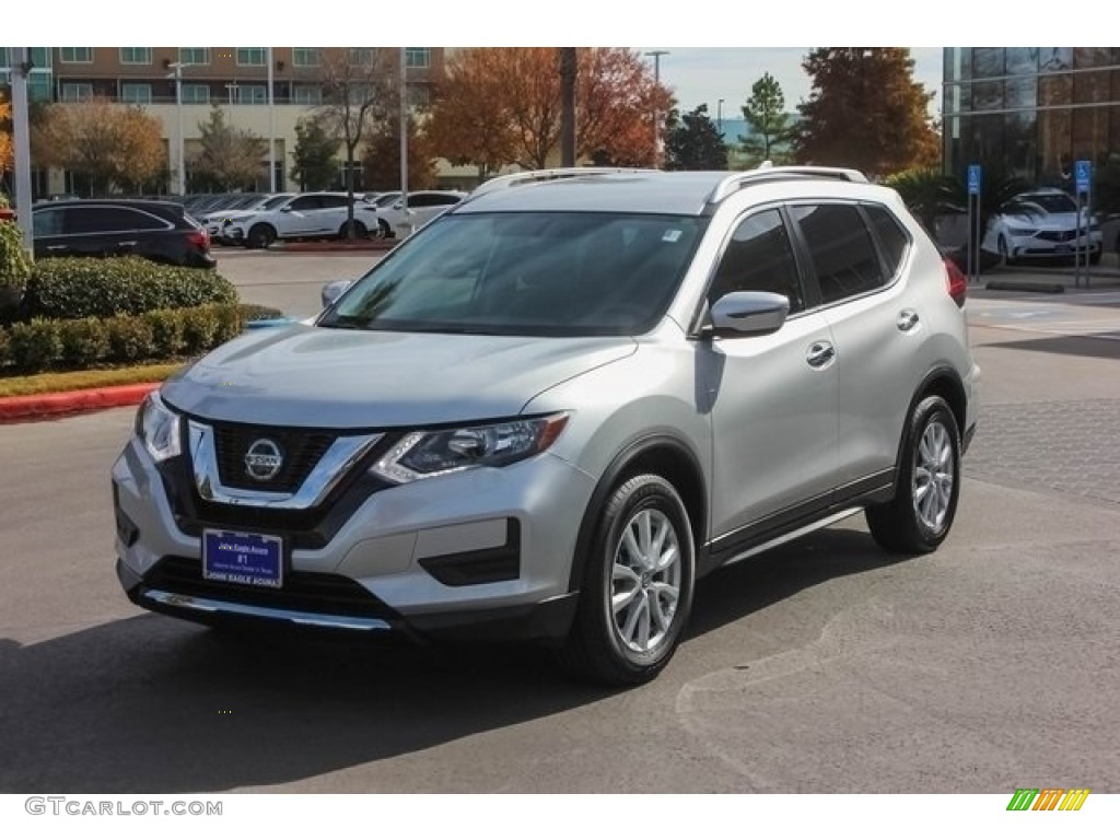 Brilliant Silver 2018 Nissan Rogue SV Exterior Photo #130642416