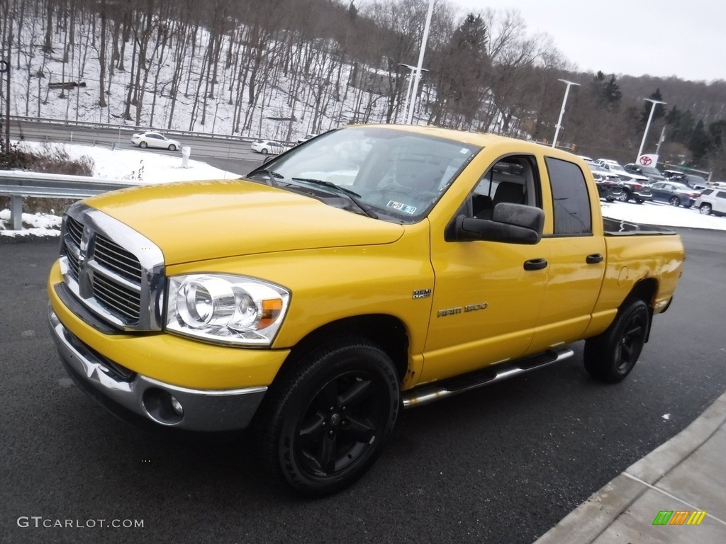 2007 Ram 1500 Laramie Quad Cab 4x4 - Detonator Yellow / Medium Slate Gray photo #7