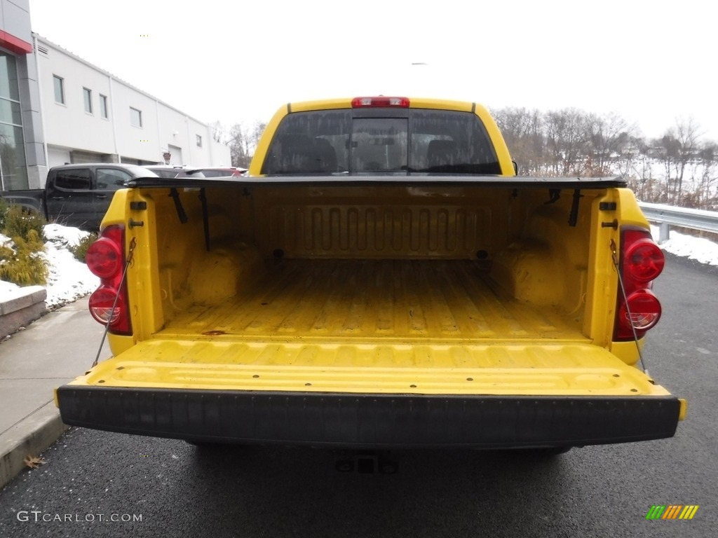 2007 Ram 1500 Laramie Quad Cab 4x4 - Detonator Yellow / Medium Slate Gray photo #11