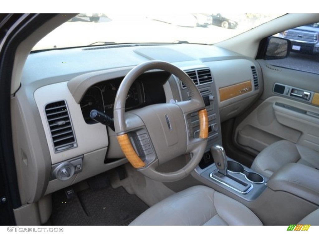 2007 MKX AWD - Black / Medium Camel photo #10