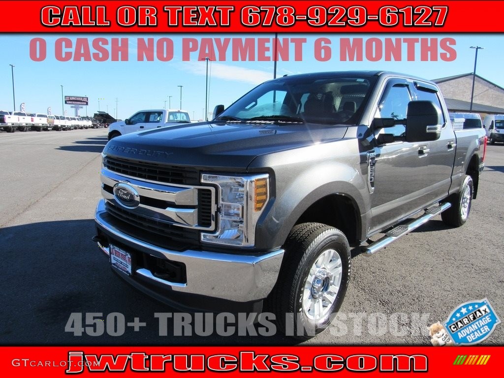 2018 F250 Super Duty XLT Crew Cab 4x4 - Magnetic / Earth Gray photo #1