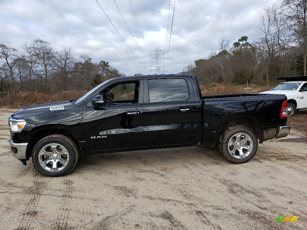 2019 1500 Big Horn Crew Cab 4x4 - Diamond Black Crystal Pearl / Black photo #3