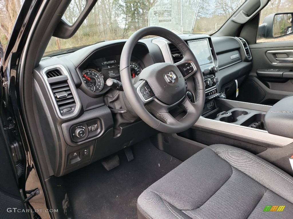 2019 1500 Big Horn Crew Cab 4x4 - Diamond Black Crystal Pearl / Black photo #7