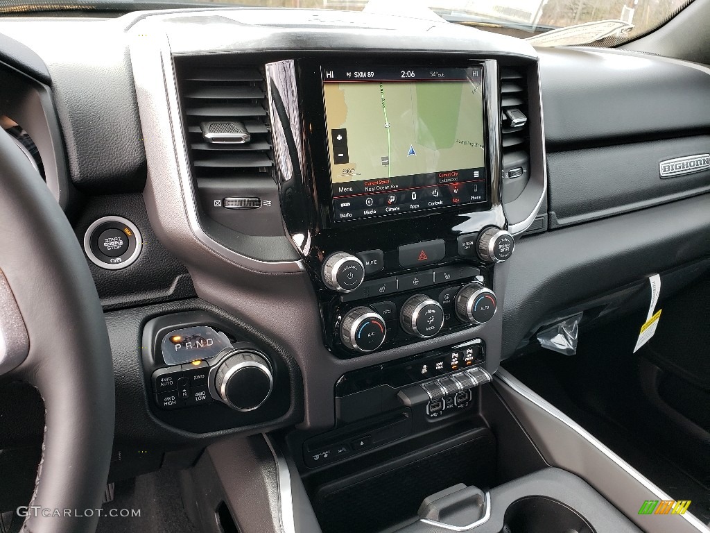 2019 1500 Big Horn Crew Cab 4x4 - Diamond Black Crystal Pearl / Black photo #10
