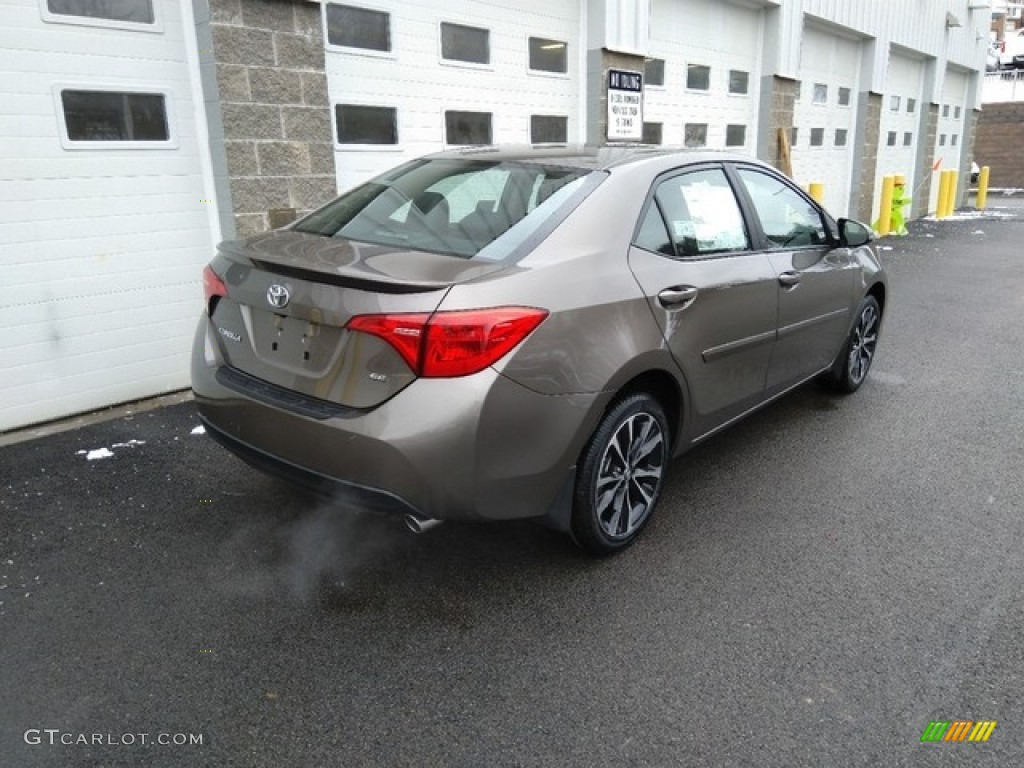 2019 Corolla SE - Falcon Gray metallic / Black photo #3