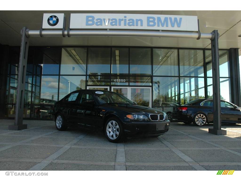 2005 3 Series 325i Sedan - Jet Black / Black photo #2