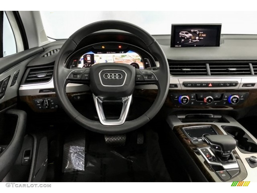 2018 Audi Q7 2.0 TFSI Premium Plus quattro Black Dashboard Photo #130655661