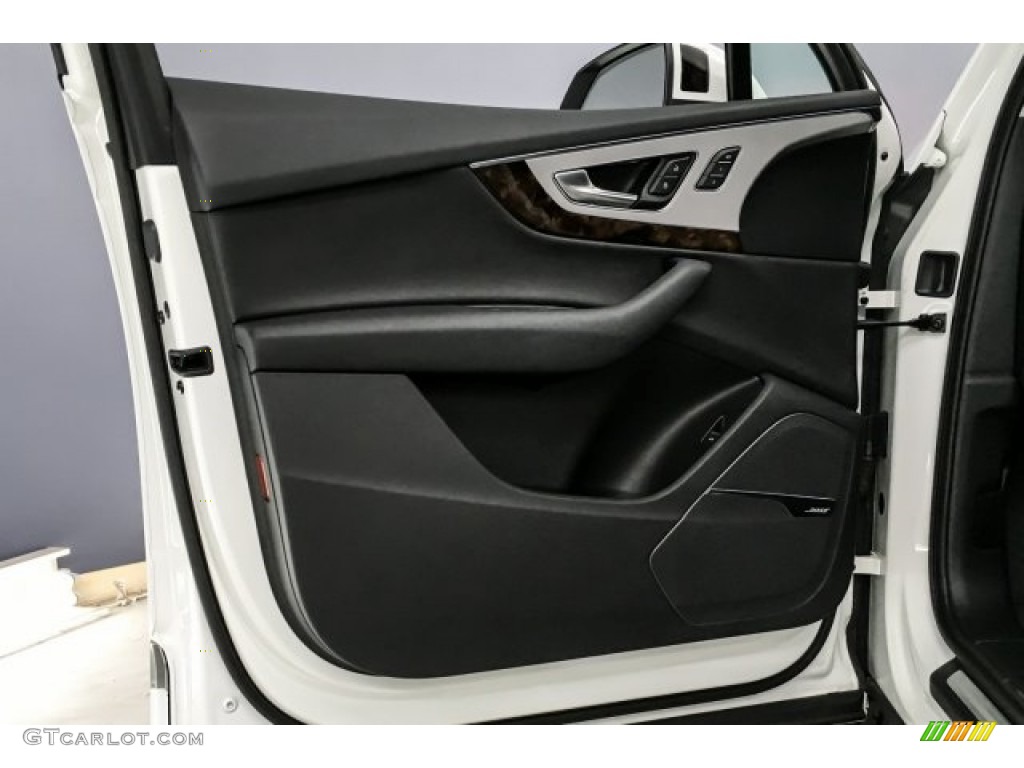 2018 Audi Q7 2.0 TFSI Premium Plus quattro Black Door Panel Photo #130655721
