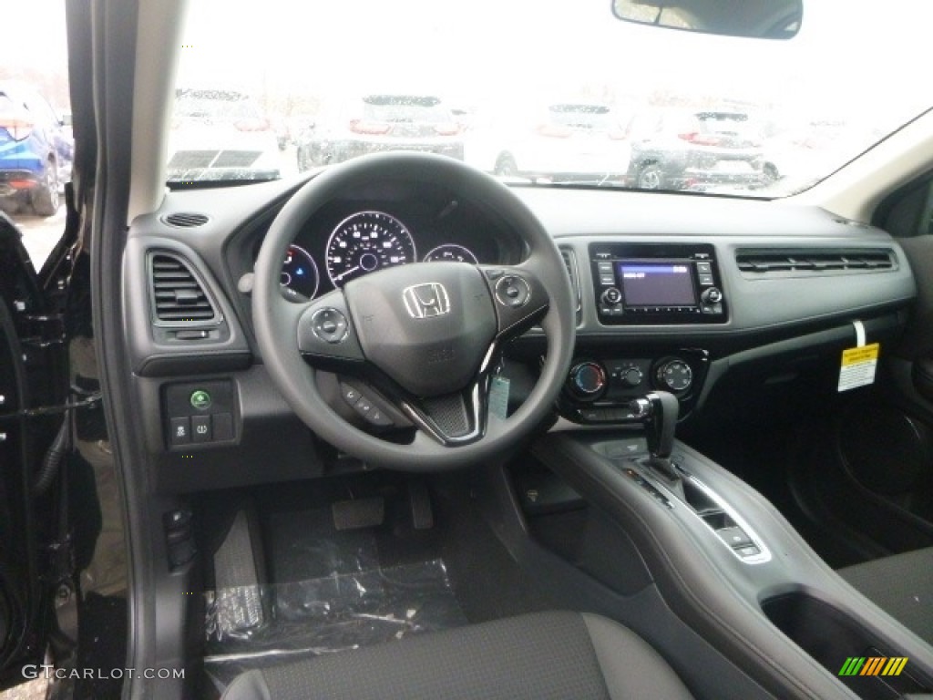 2019 Honda HR-V LX AWD Dashboard Photos
