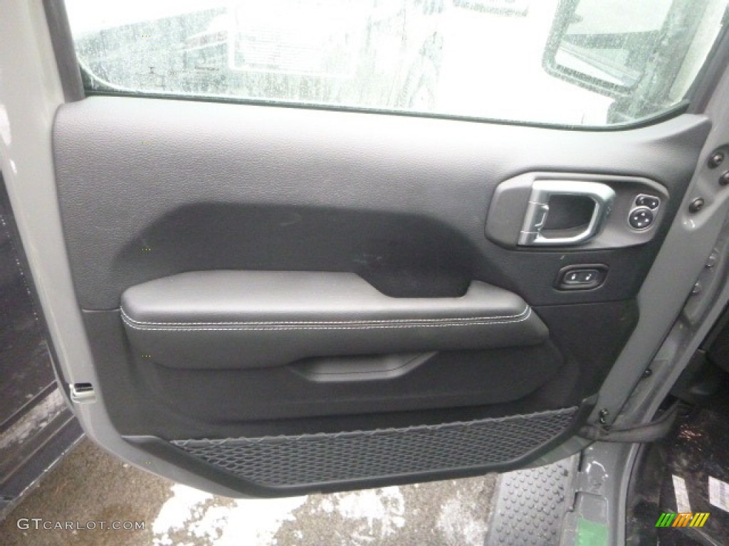 2019 Jeep Wrangler Unlimited Sahara 4x4 Black Door Panel Photo #130659104
