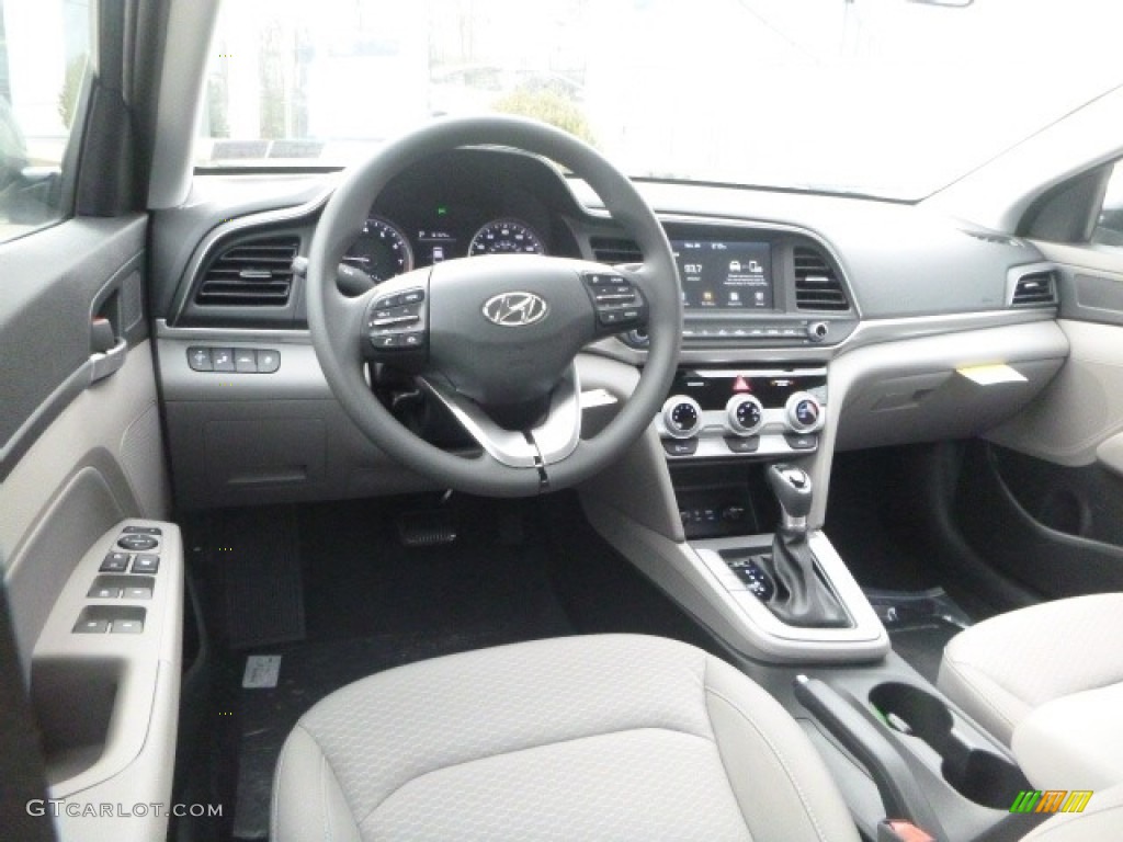 2019 Elantra SEL - Machine Gray / Gray photo #9
