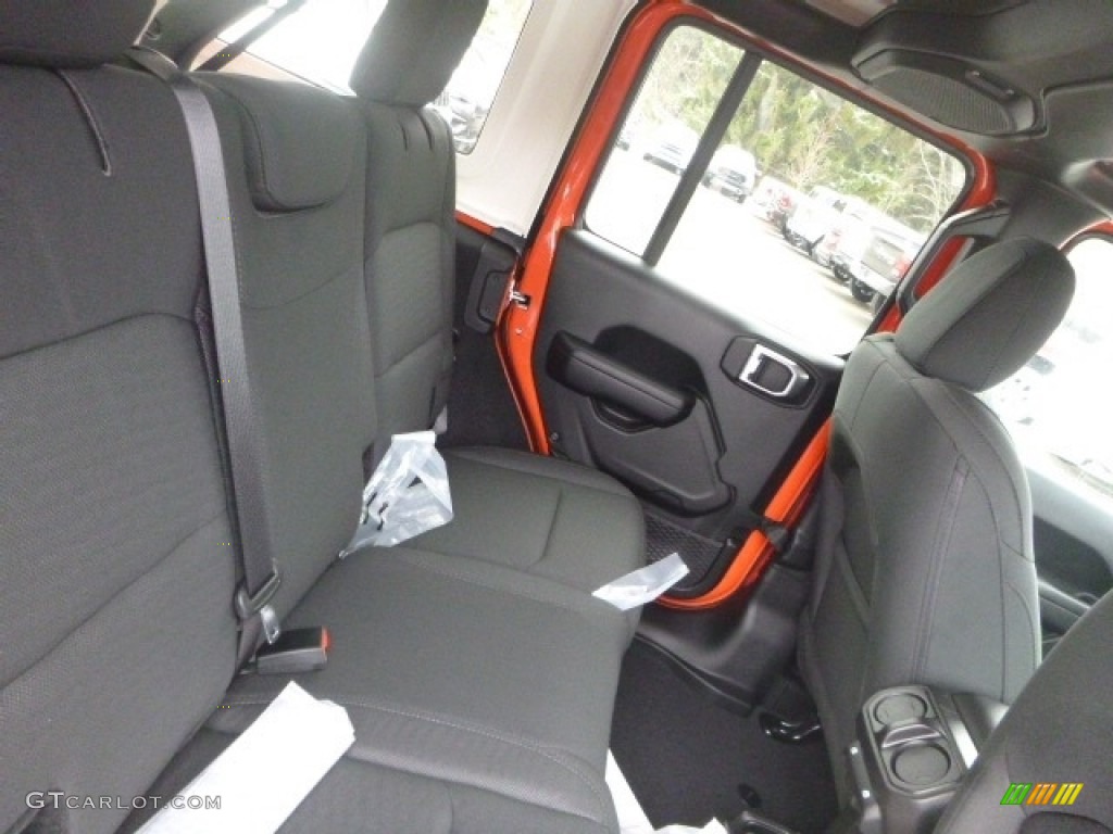 2019 Jeep Wrangler Unlimited Sport 4x4 Rear Seat Photo #130661768