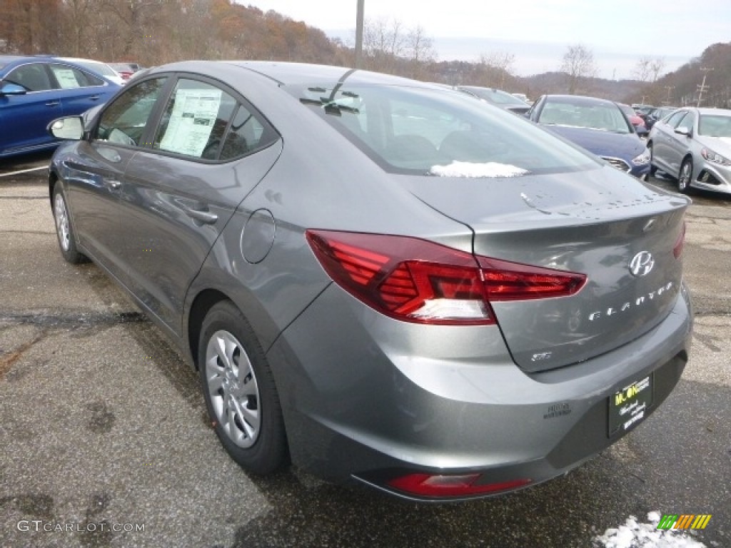 2019 Elantra SE - Machine Gray / Black photo #6