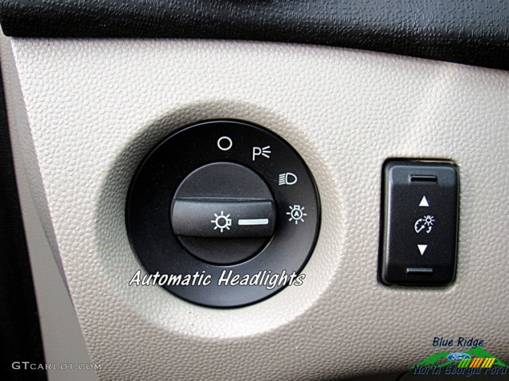 2016 Fiesta SE Sedan - Magnetic Metallic / Charcoal Black photo #22
