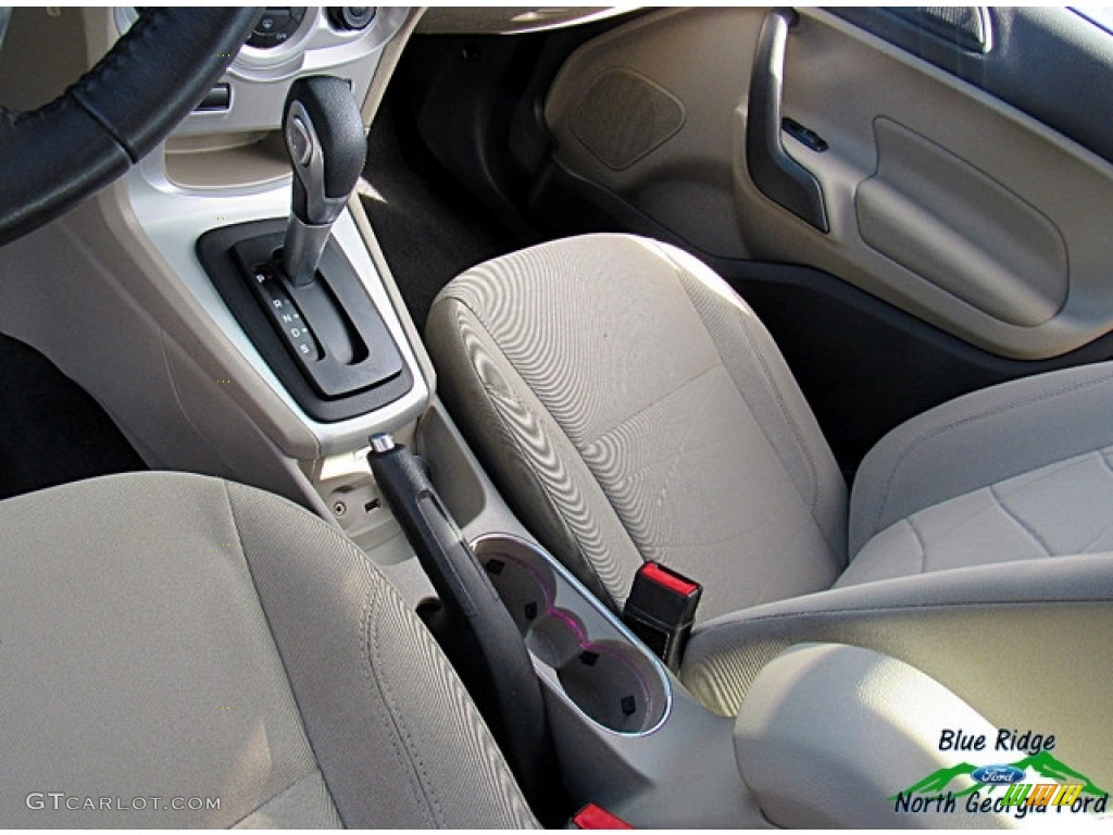 2016 Fiesta SE Sedan - Magnetic Metallic / Charcoal Black photo #23