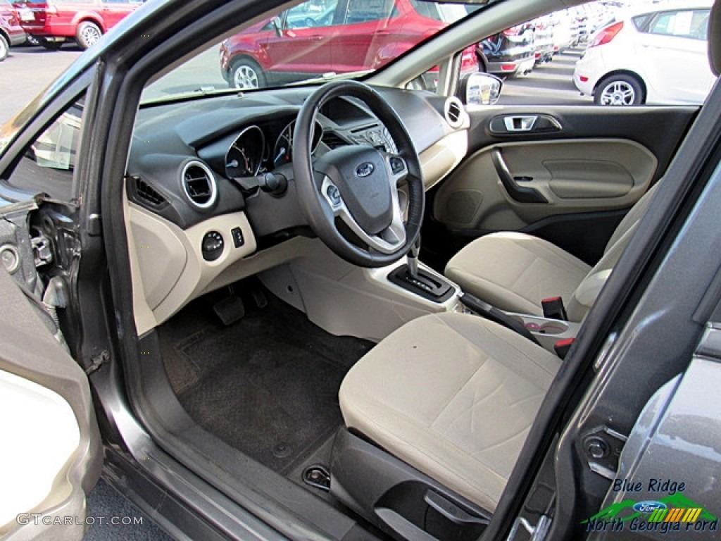 2016 Fiesta SE Sedan - Magnetic Metallic / Charcoal Black photo #26