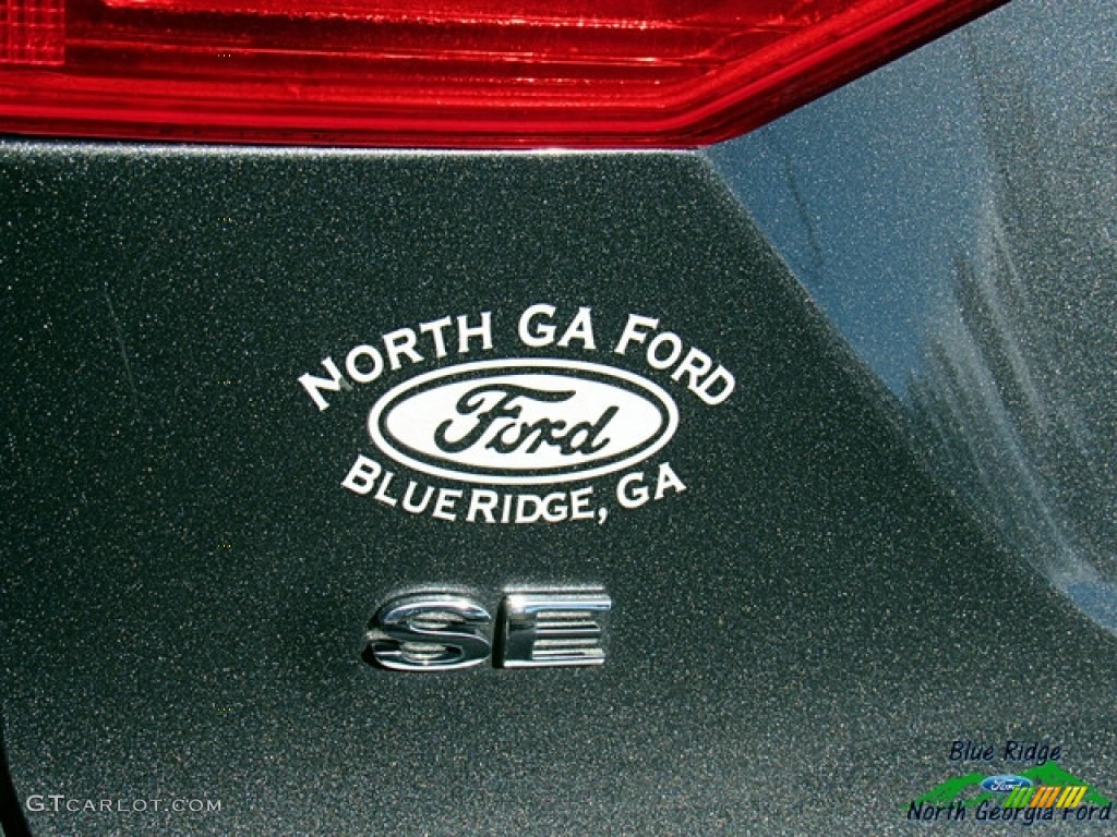 2016 Fiesta SE Sedan - Magnetic Metallic / Charcoal Black photo #33